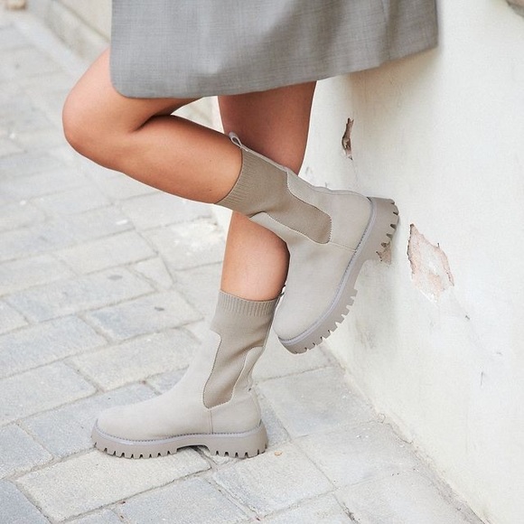 Women’s Fall Boot - Picture 1 of 4